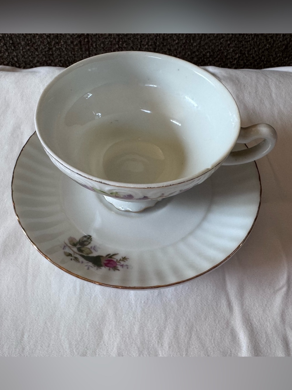 Floral Bone China Teacup and Saucer Set - Picture 2 of 3